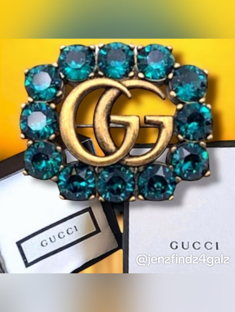 NWOT Gucci Green Double G Crystal Brooch Pin Crystals Gold Tone Box Dustbag Rare